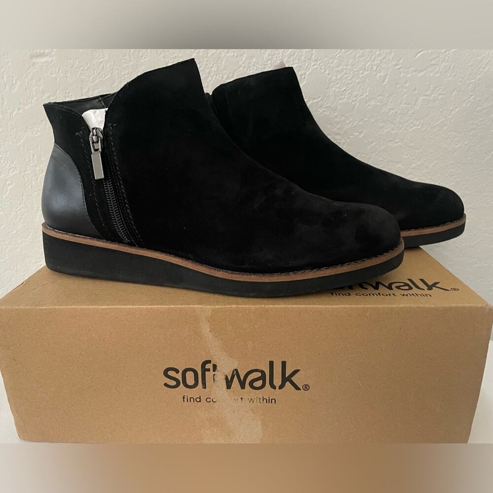 SoftWalk Wesley Booties in Black Suede - Womens Size 10W